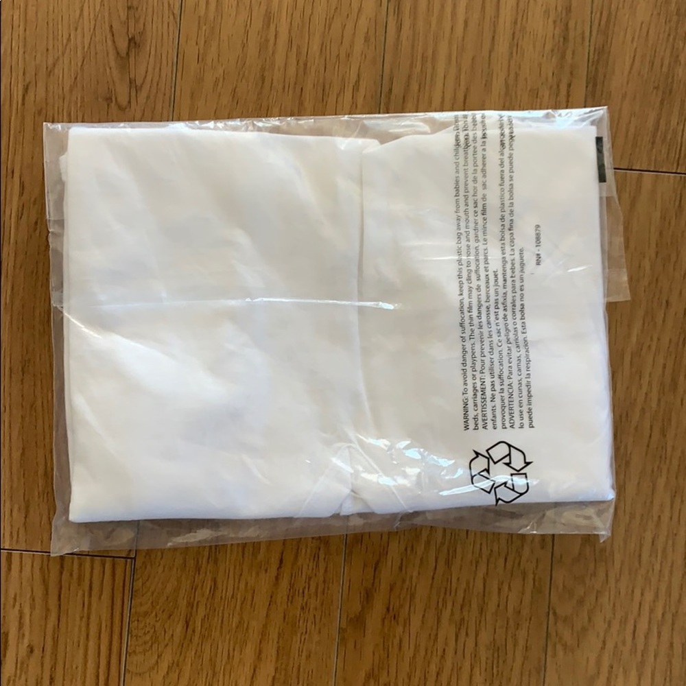 💕HP💕White Rag & Bone v neck tee - Picture 10 of 12